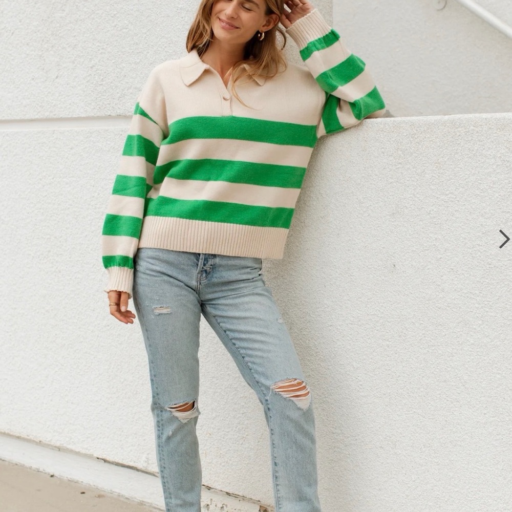 CJLA Brea Cream and Green Striped V‑Neck Polo Sweater